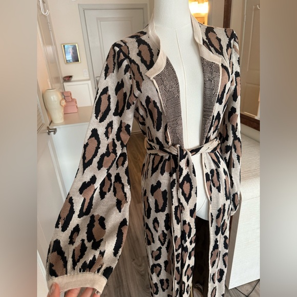 NWT Fate animal print long cardigan waist tie knit long cheetah print cardigan L - Picture 9 of 15